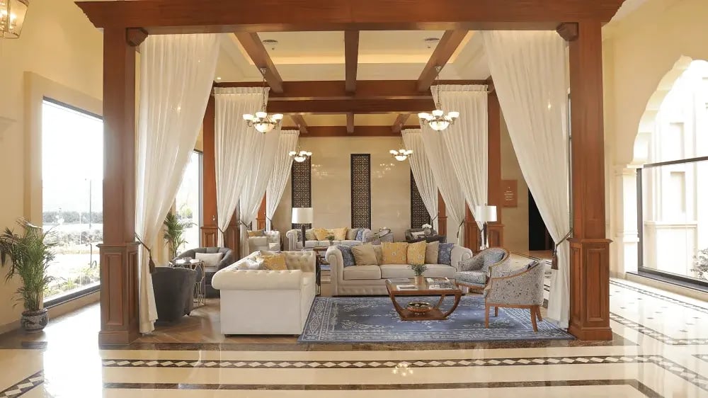 6  Web-1920-–-14-min